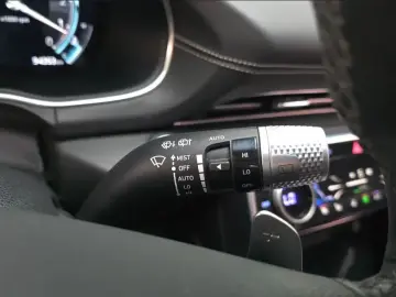 2023 Genesis GV80 с пробегом 94 353 км