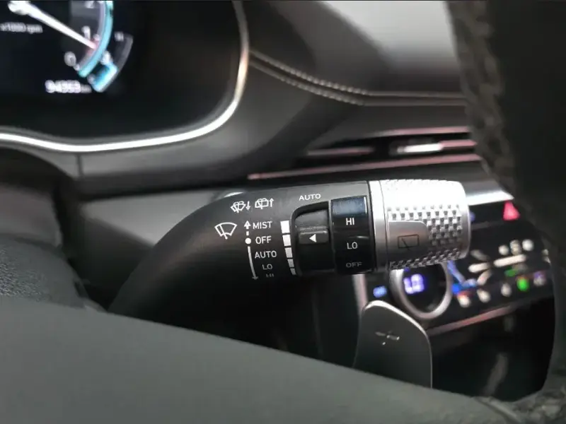 2023 Genesis GV80 с пробегом 94 353 км