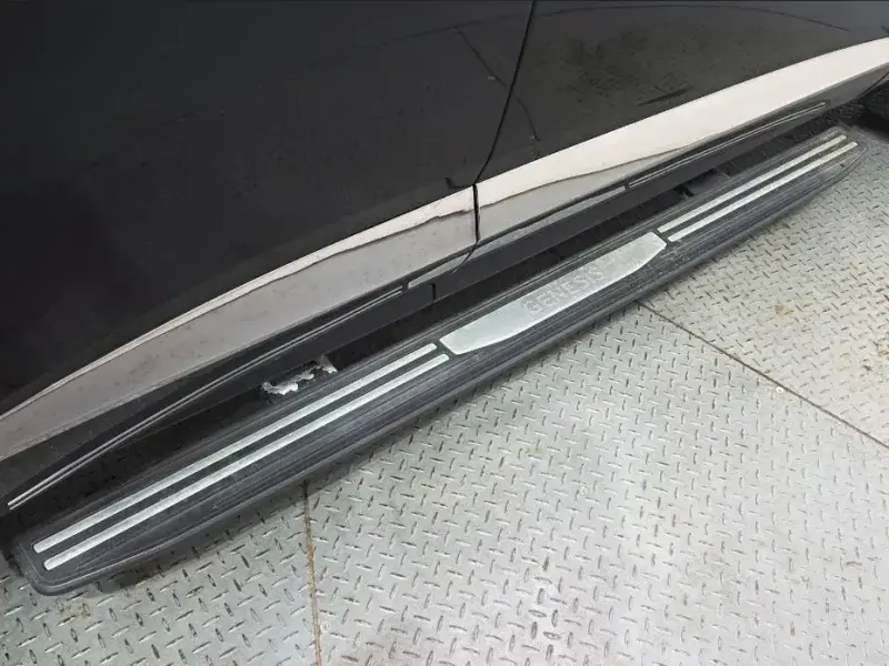 2023 Genesis GV80 с пробегом 94 353 км
