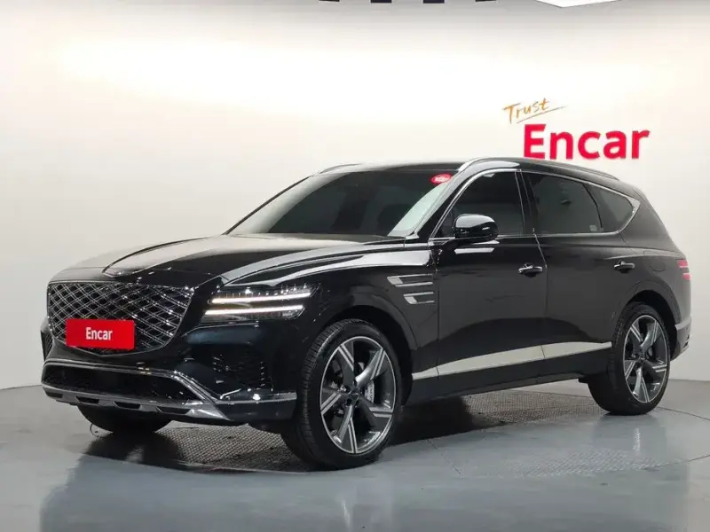 2023 Genesis GV80 с пробегом 28 902 км