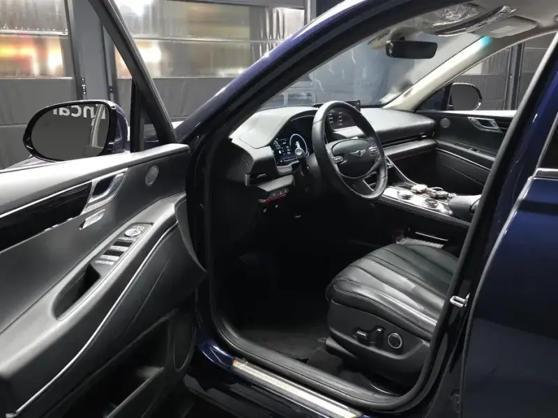 2023 Genesis GV80 с пробегом 43 763 км