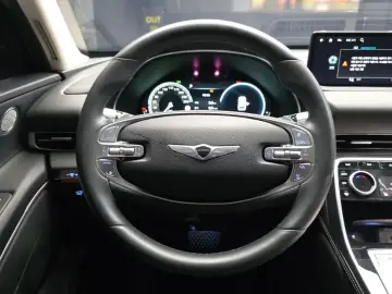 2023 Genesis GV80 с пробегом 43 763 км