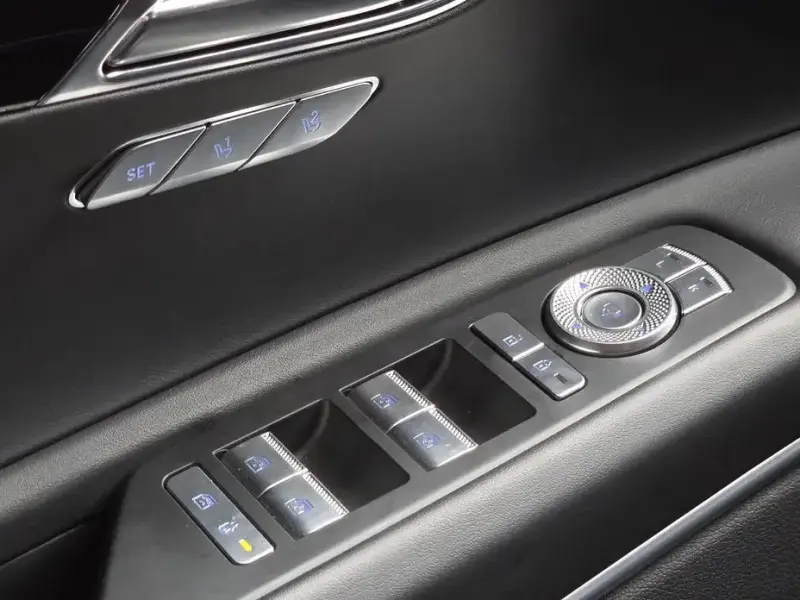 2023 Genesis GV80 с пробегом 43 763 км