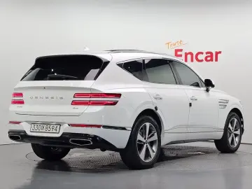 2023 Genesis GV80 с пробегом 60 746 км