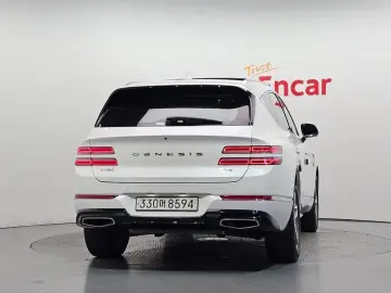 2023 Genesis GV80 с пробегом 60 746 км