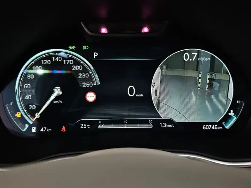 2023 Genesis GV80 с пробегом 60 746 км