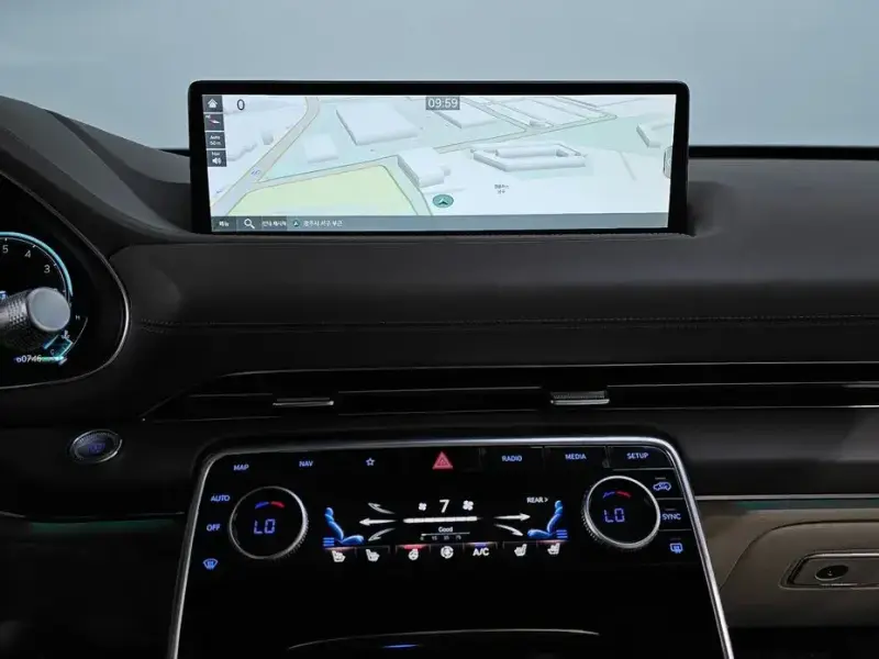 2023 Genesis GV80 с пробегом 60 746 км