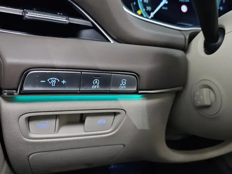2023 Genesis GV80 с пробегом 60 746 км