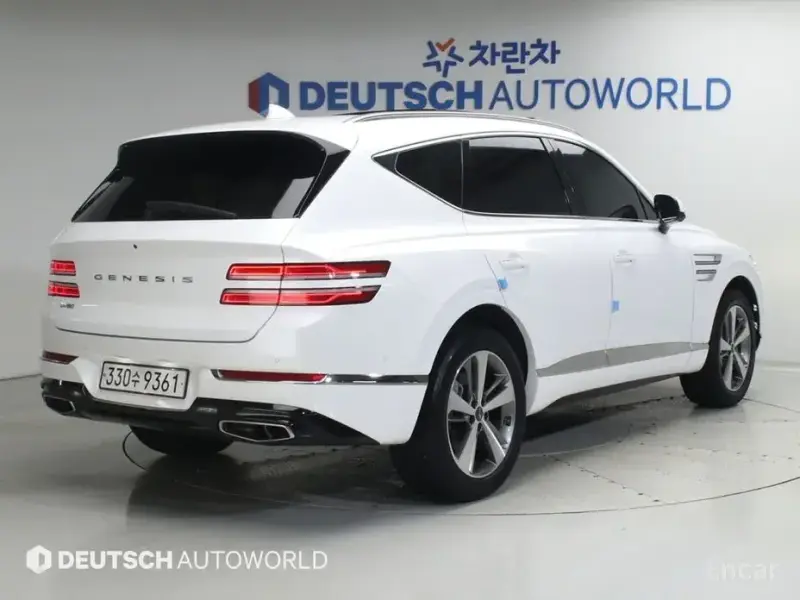 2023 Genesis GV80 с пробегом 77 970 км
