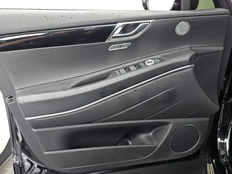2023 Genesis GV80 с пробегом 55 979 км