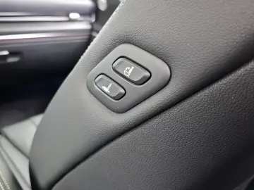 2023 Genesis GV80 с пробегом 55 979 км