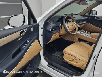 2023 Genesis GV80 с пробегом 77 970 км