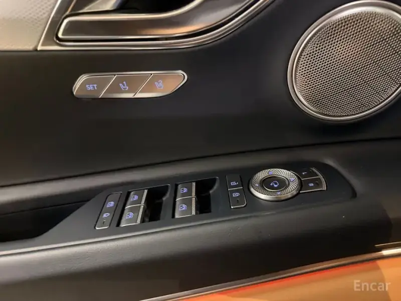 2023 Genesis GV80 с пробегом 56 267 км