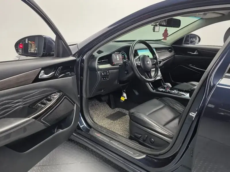 2020 Kia K7 с пробегом 45 666 км