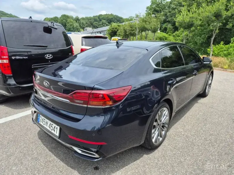 2020 Kia K7 с пробегом 60 200 км
