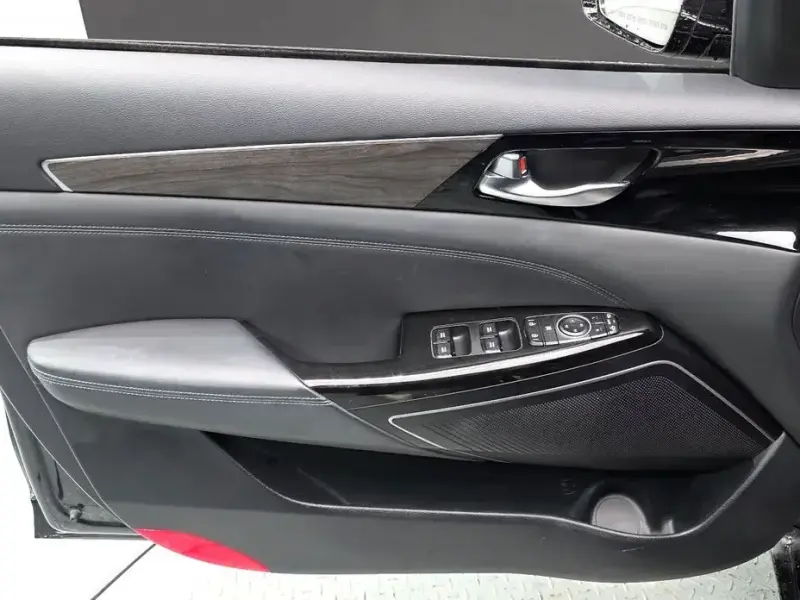 2020 Kia K7 с пробегом 97 669 км