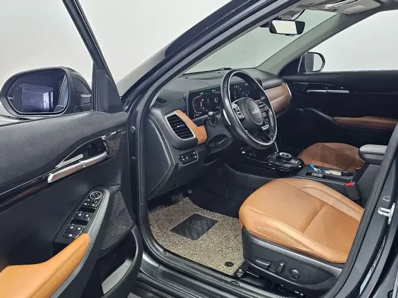 2023 Kia Seltos с пробегом 35 866 км
