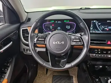 2023 Kia Seltos с пробегом 35 866 км