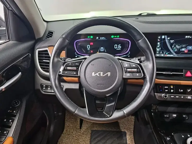 2023 Kia Seltos с пробегом 35 866 км