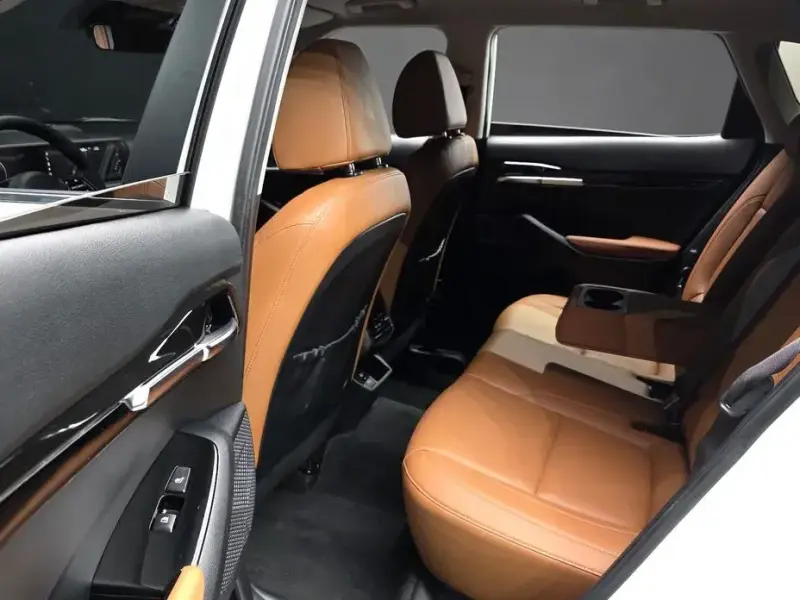 2024 Kia Seltos с пробегом 19 839 км
