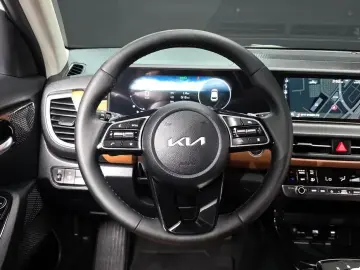 2024 Kia Seltos с пробегом 19 839 км