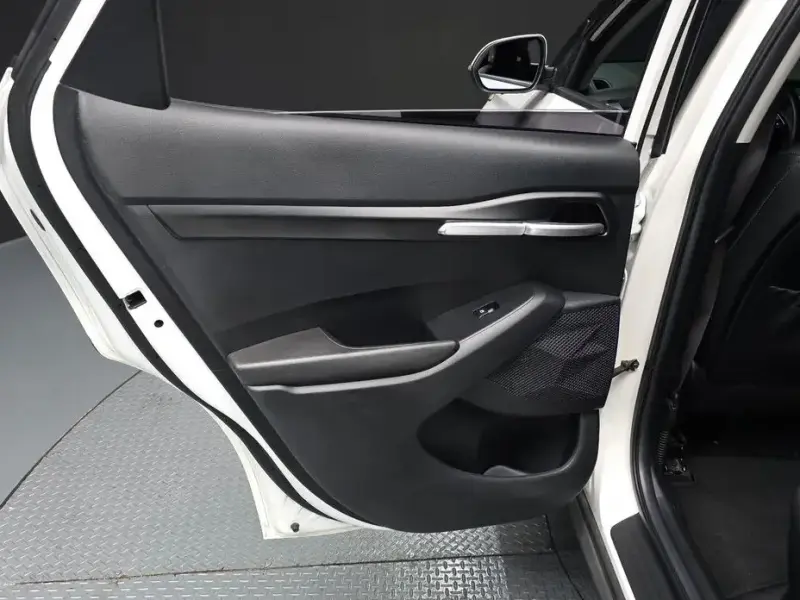 2023 Kia Seltos с пробегом 65 669 км