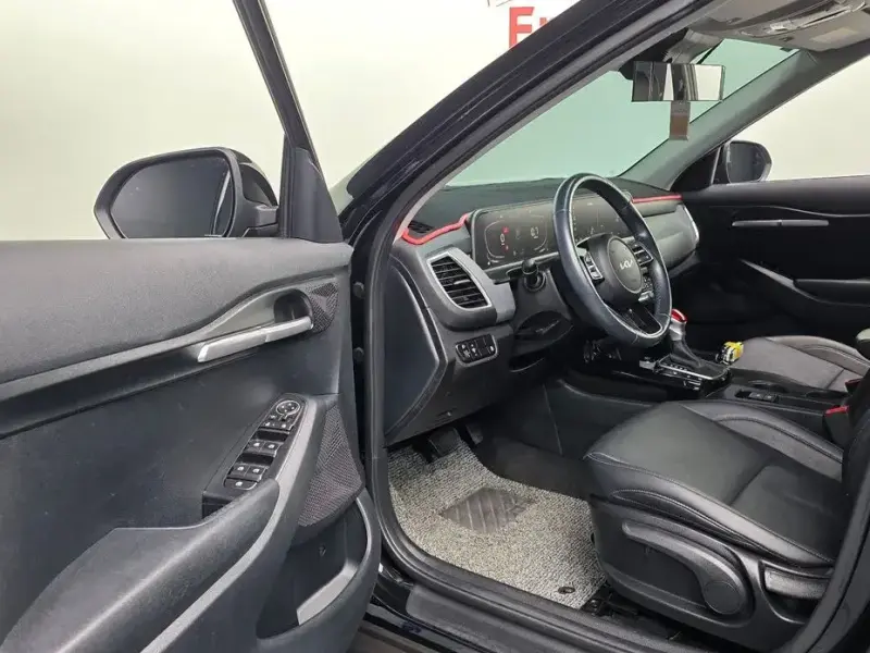 2023 Kia Seltos с пробегом 40 025 км
