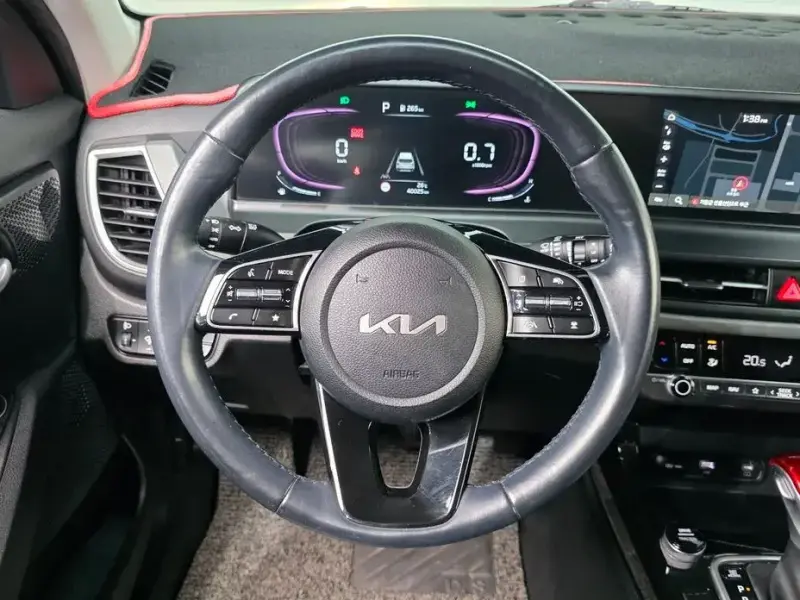 2023 Kia Seltos с пробегом 40 025 км