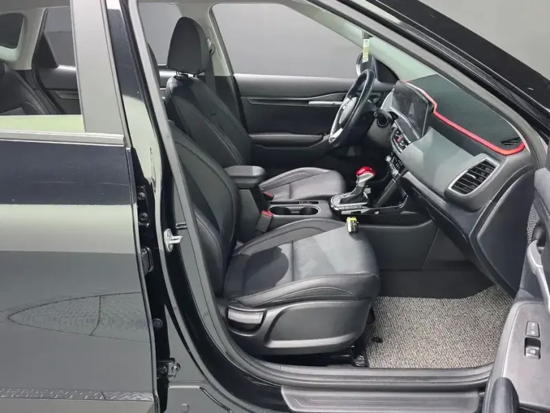 2023 Kia Seltos с пробегом 40 025 км