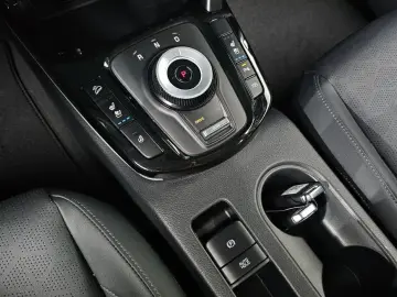 2024 Kia Seltos с пробегом 42 169 км