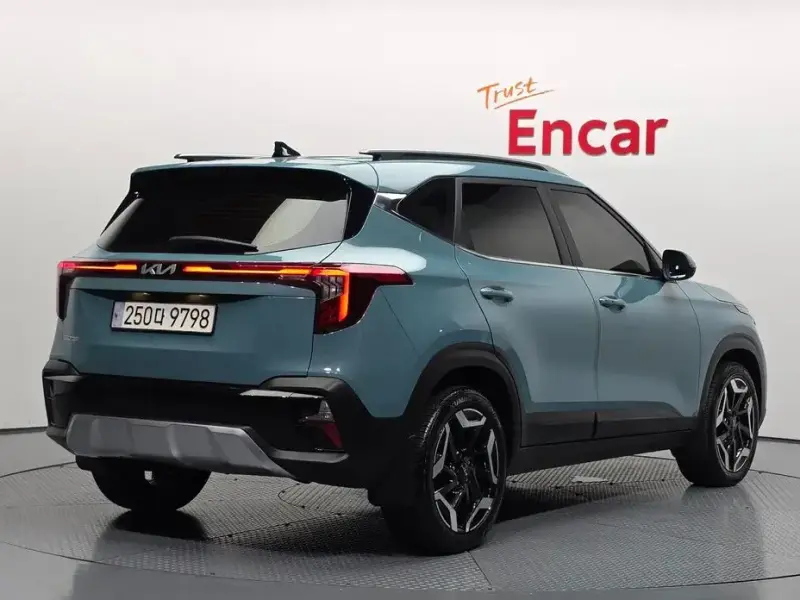 2024 Kia Seltos с пробегом 20 656 км