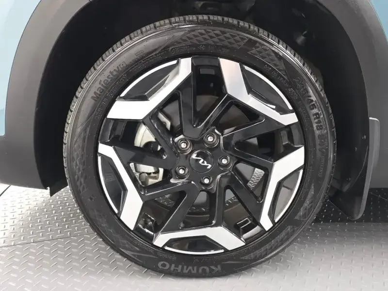 2024 Kia Seltos с пробегом 20 656 км