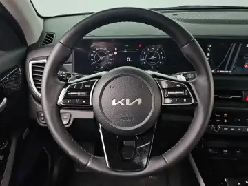 2024 Kia Seltos с пробегом 42 169 км