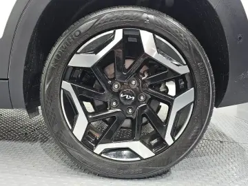 2024 Kia Seltos с пробегом 42 169 км
