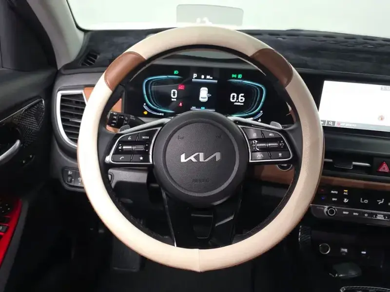 2024 Kia Seltos с пробегом 20 656 км