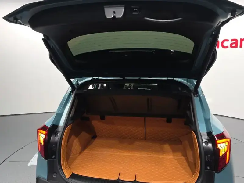 2024 Kia Seltos с пробегом 20 656 км