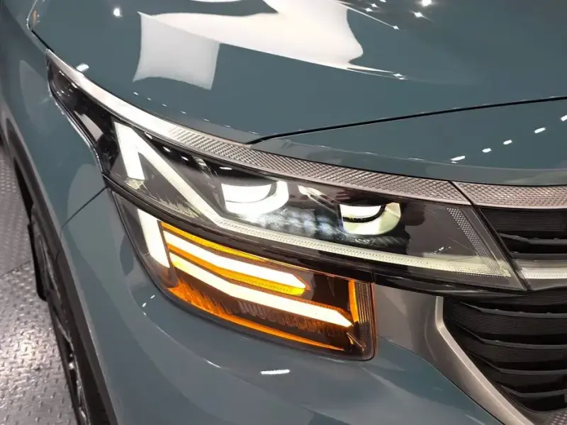 2024 Kia Seltos с пробегом 20 656 км