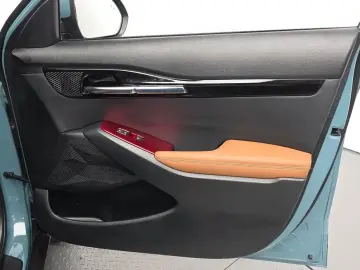 2024 Kia Seltos с пробегом 20 656 км