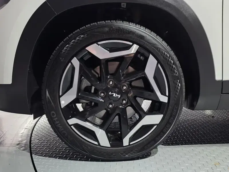 2023 Kia Seltos с пробегом 35 197 км