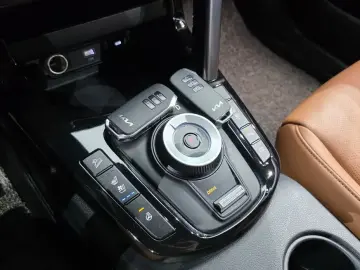 2023 Kia Seltos с пробегом 35 197 км