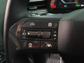 2023 Kia EV9 с пробегом 18 387 км