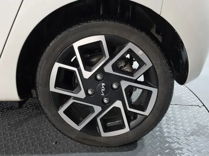 2023 Kia Ray с пробегом 21 584 км