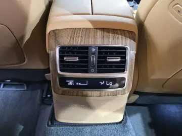 2023 Kia K9 с пробегом 61 118 км