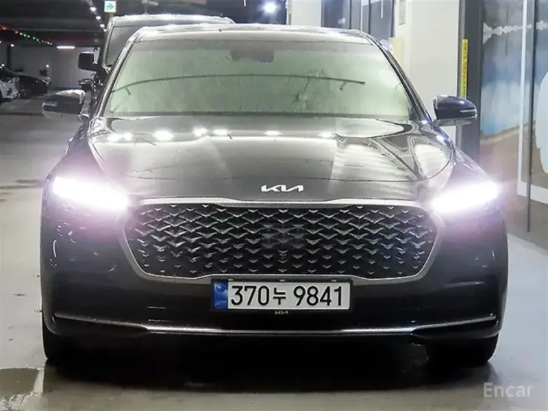 2023 Kia K9 с пробегом 24 048 км