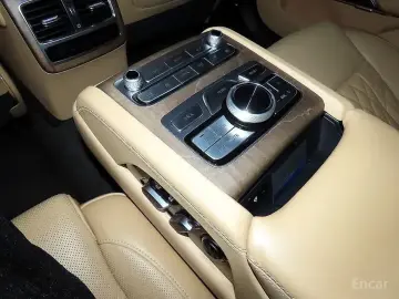 2023 Kia K9 с пробегом 24 048 км