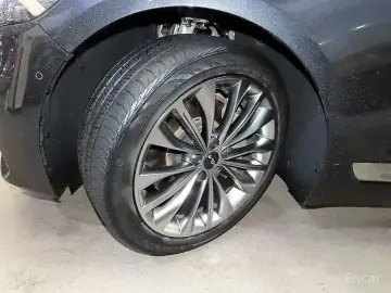 2023 Kia K9 с пробегом 24 048 км