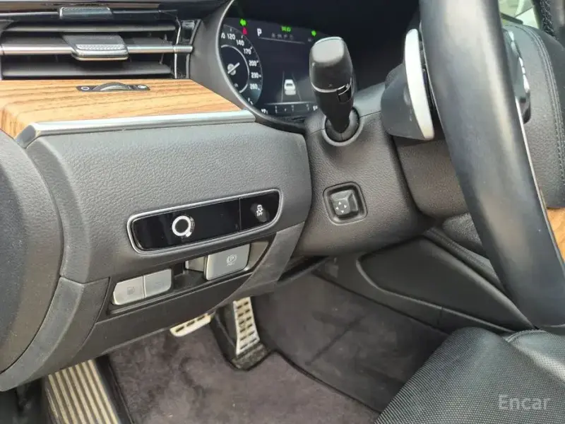2023 Kia K9 с пробегом 67 880 км
