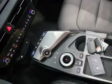 2022 Kia EV6 с пробегом 73 937 км