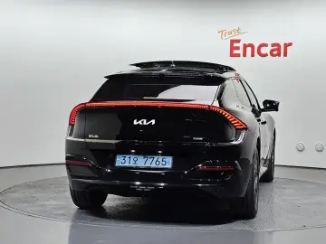 2022 Kia EV6 с пробегом 59 676 км