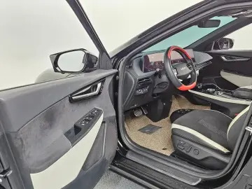 2022 Kia EV6 с пробегом 59 676 км